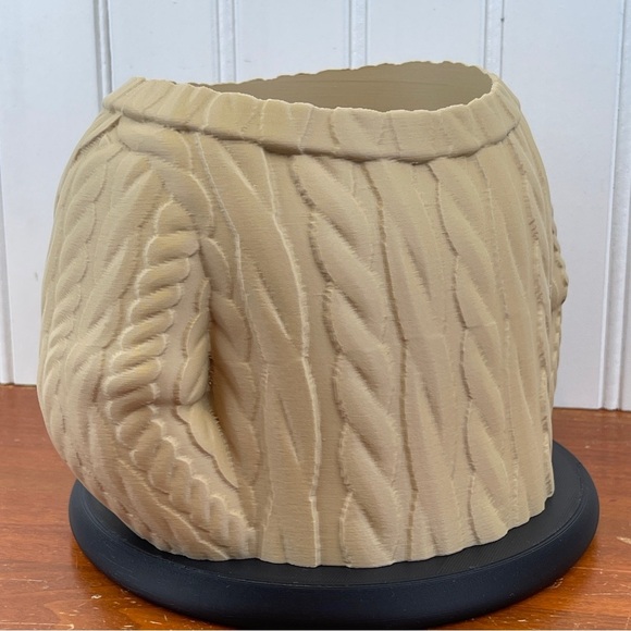 Wool Sweater Indoor Planter Pot, Cable Knit Flower Pot - Picture 8 of 12